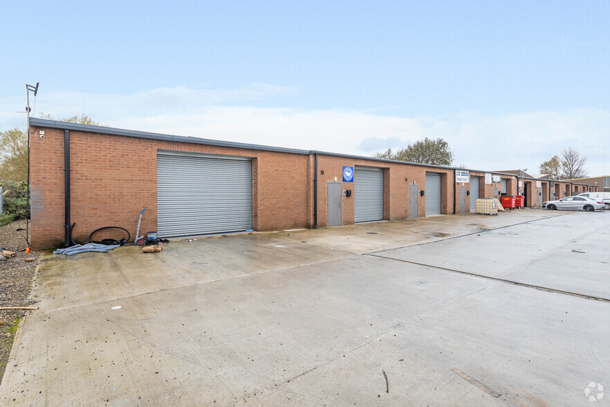 13-23 Macklin Av, Billingham à louer - Photo principale – Image 1 sur 2