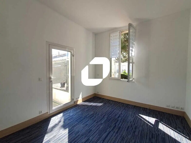 Bureau dans Bordeaux à louer - Photo de l’immeuble – Image 3 sur 14