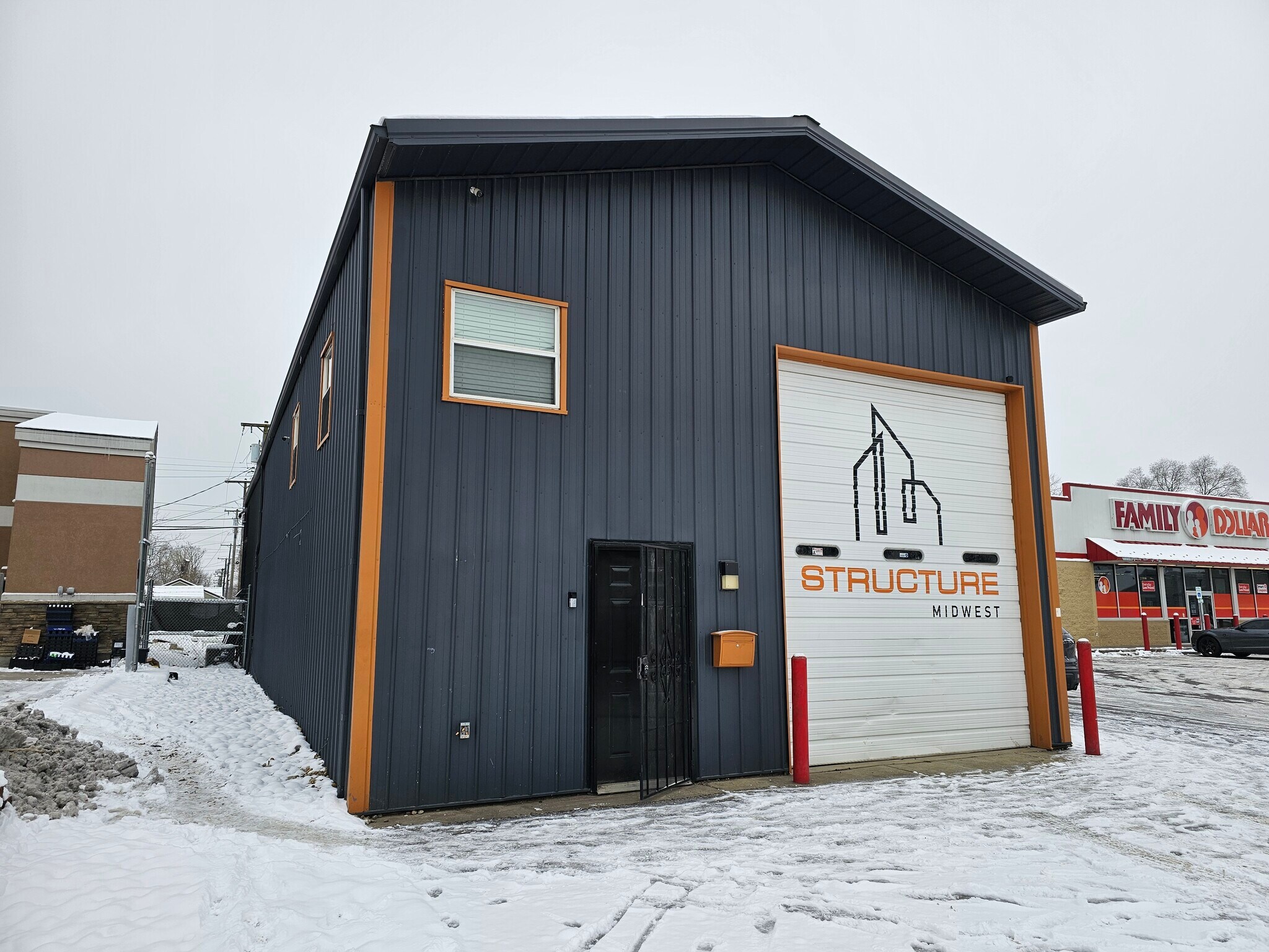 2117 W Morris St, Indianapolis, IN à vendre Photo de l’immeuble– Image 1 sur 16