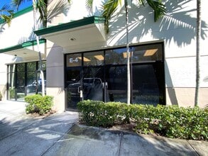 933 S Military Trl, West Palm Beach, FL à louer Photo intérieure– Image 2 sur 5