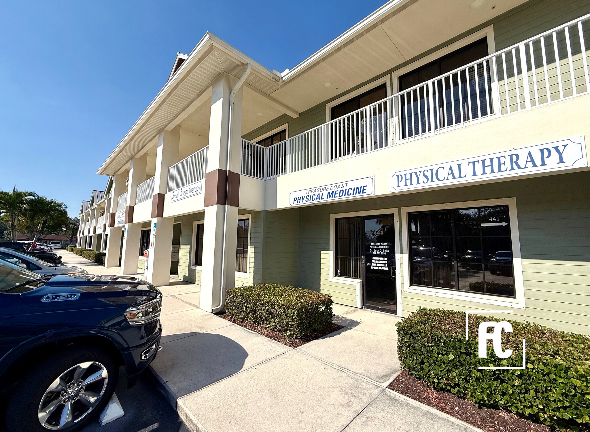 433-481 NW Prima Vista Blvd, Port Saint Lucie, FL à louer Photo de l’immeuble– Image 1 sur 9