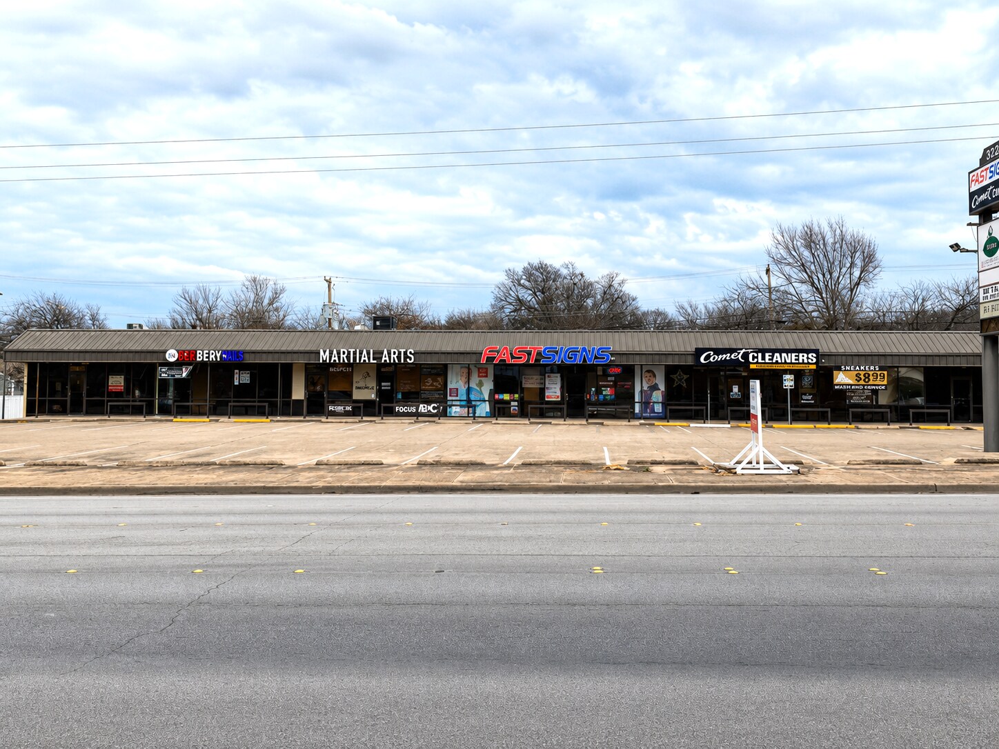 2603 8th Ave, Fort Worth, TX à louer Photo de l’immeuble– Image 1 sur 7