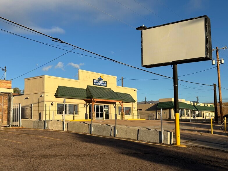 502 S 8th St, Colorado Springs, CO à louer - Photo de l’immeuble – Image 2 sur 4