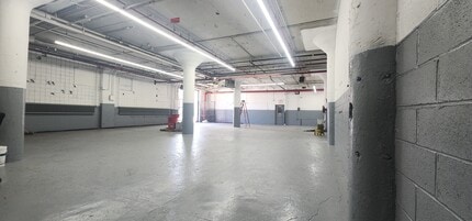 4310 21st St, Long Island City, NY à louer Photo intérieure– Image 2 sur 33