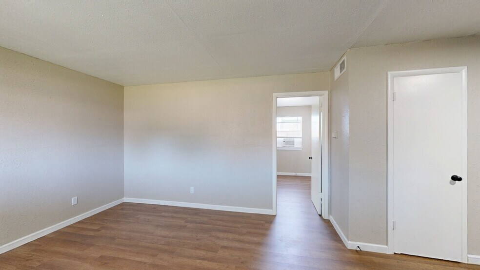 1441 NW 92nd St, Oklahoma City, OK à vendre - Numérisation 3D Matterport – Image 2 sur 17