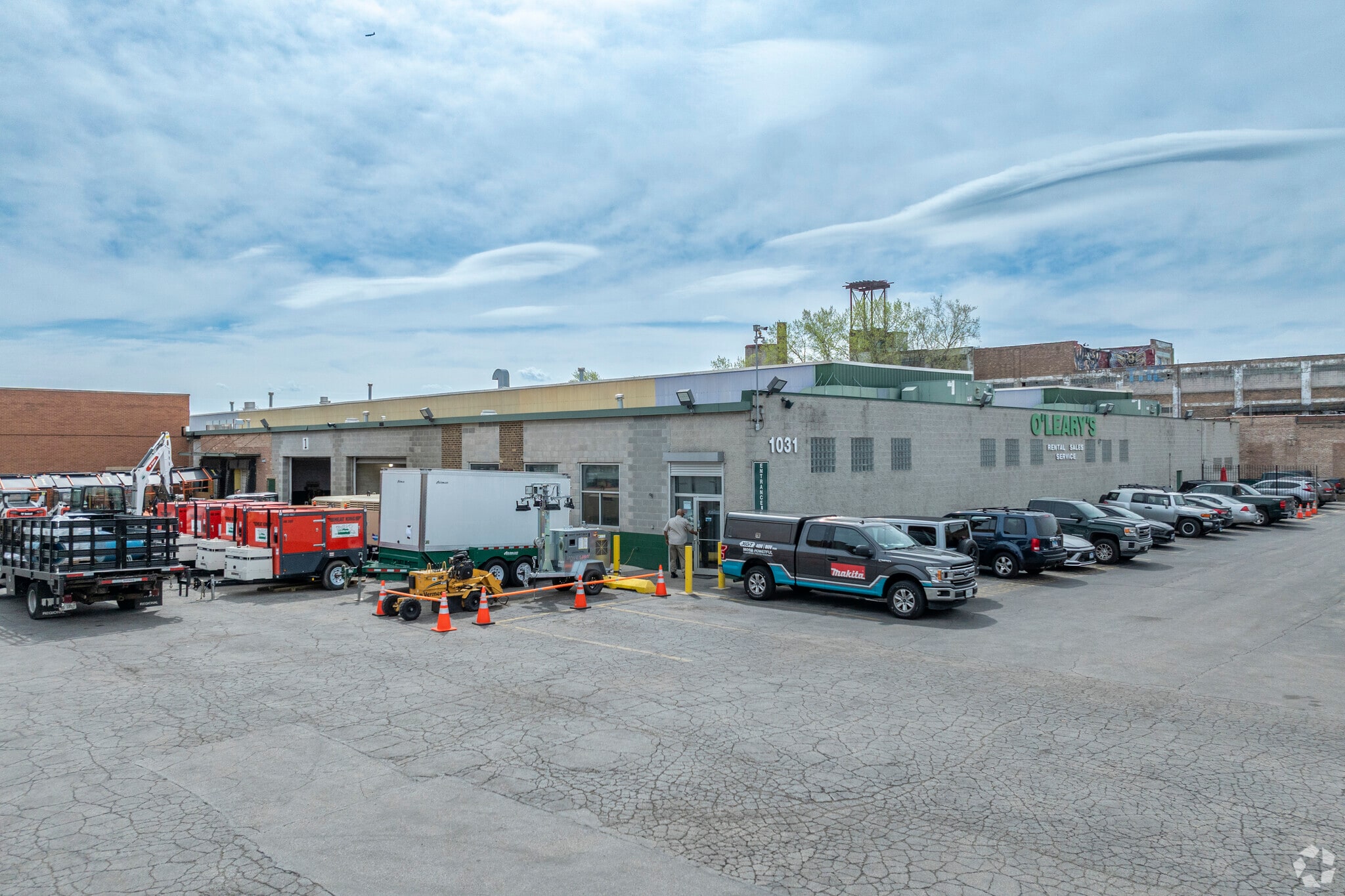 1031-1033 N Cicero Ave, Chicago, IL à louer Photo de l’immeuble– Image 1 sur 1