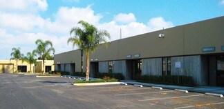 Plus de détails pour 1941 W Commonwealth Ave, Fullerton, CA - Industriel/Logistique à louer