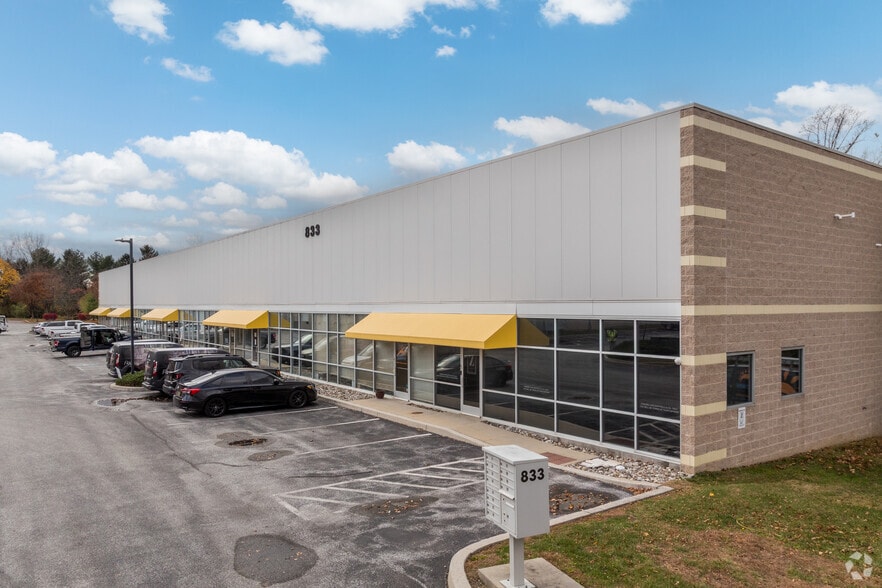 833 Lincoln Ave, West Chester, PA à vendre - Photo principale – Image 2 sur 4