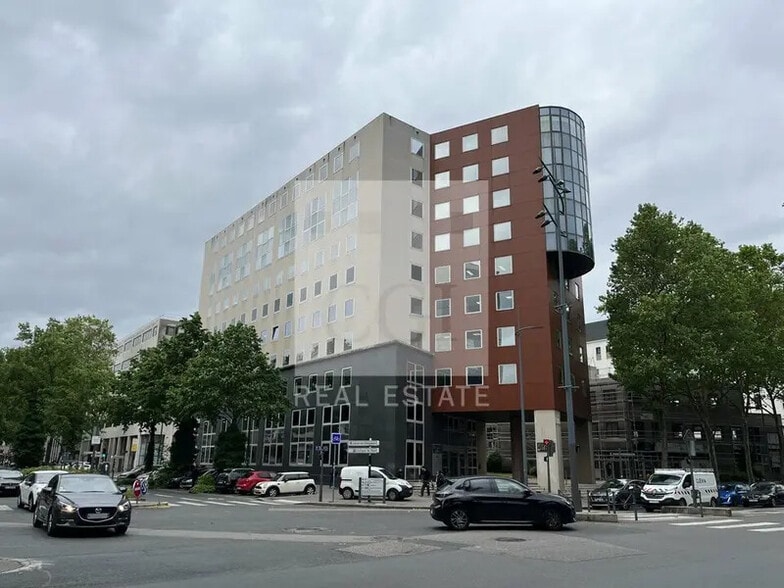 149 Boulevard De La Bataille De Stalingrad, Villeurbanne à louer - Photo de l’immeuble – Image 1 sur 12