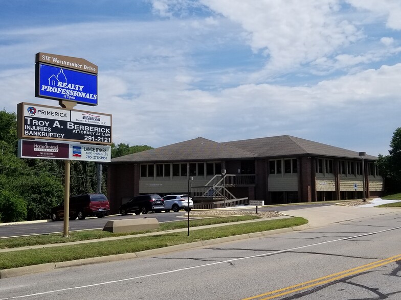 2900 SW Wanamaker Dr, Topeka, KS à vendre - Photo de l’immeuble – Image 3 sur 28
