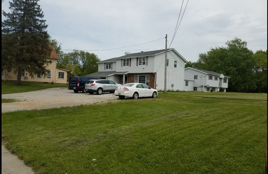 Pearl Rd portefeuille de 2 biens à vendre sur LoopNet.fr - Photo principale – Image 1 sur 1
