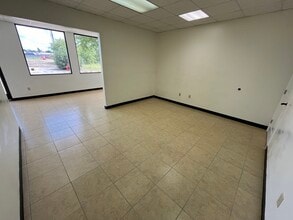 18913 Interstate 35 N, Schertz, TX à louer Photo intérieure– Image 2 sur 6
