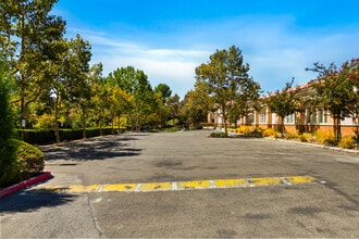 2090 Chino Hills Pkwy, Chino Hills, CA à louer Photo intérieure– Image 2 sur 58