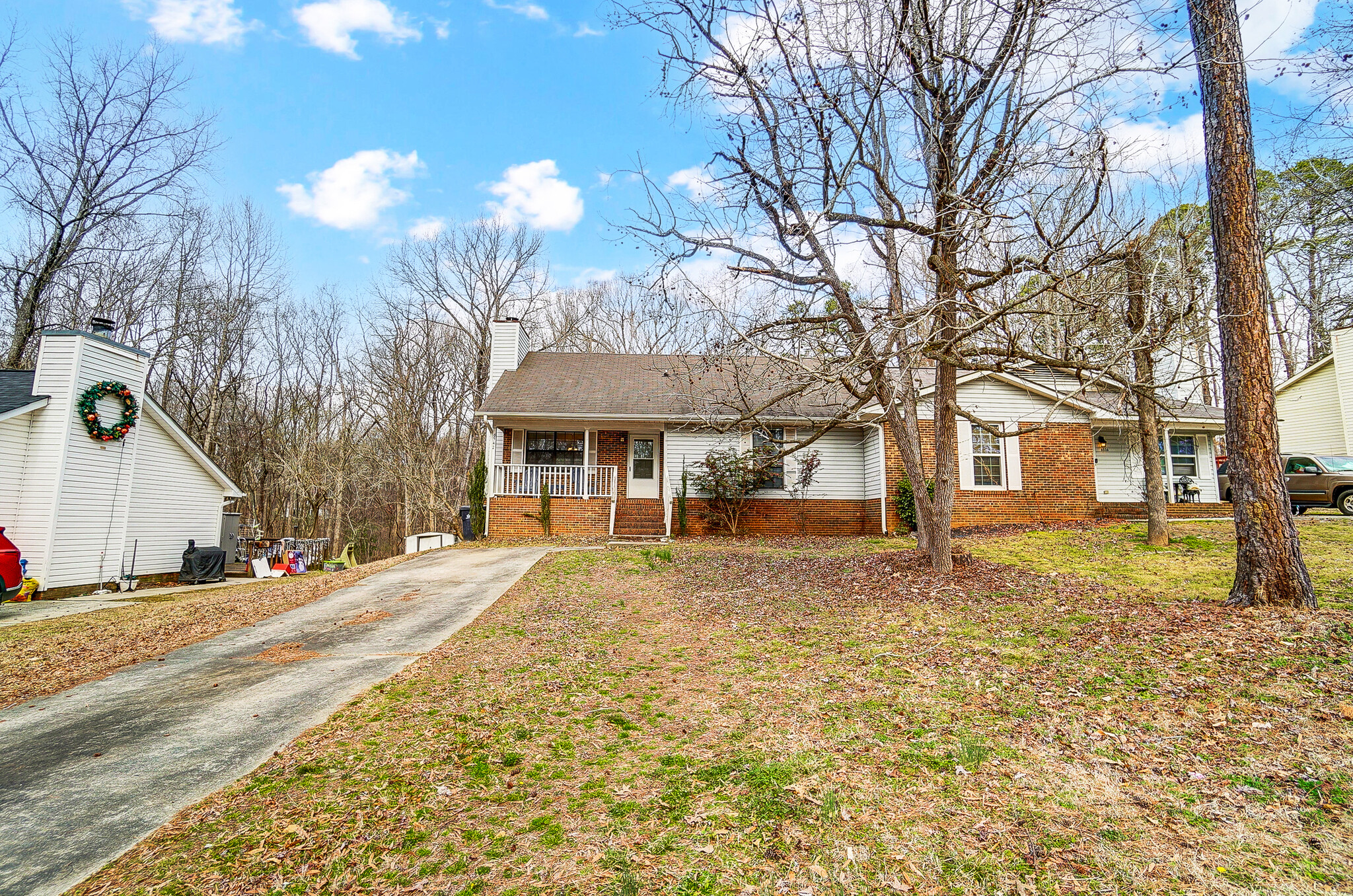 6542 Pineburr Rd, Charlotte, NC à vendre Photo principale– Image 1 sur 2
