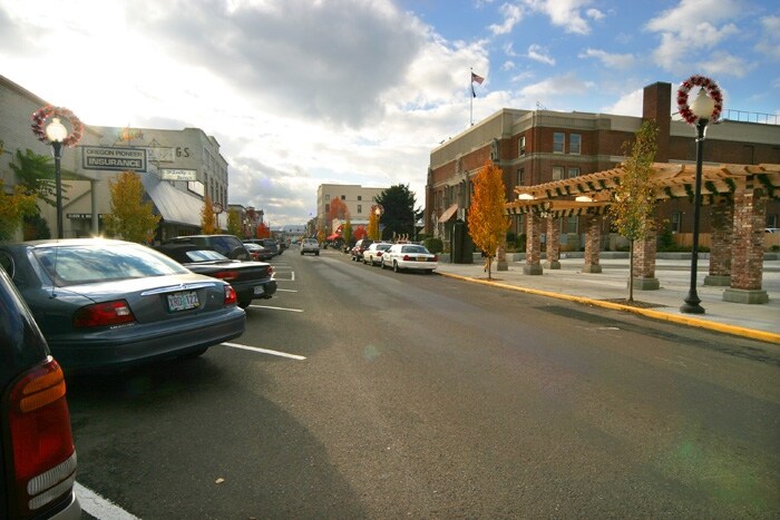 507-511 Main St, Oregon City, OR à louer - Photo de l’immeuble – Image 3 sur 7