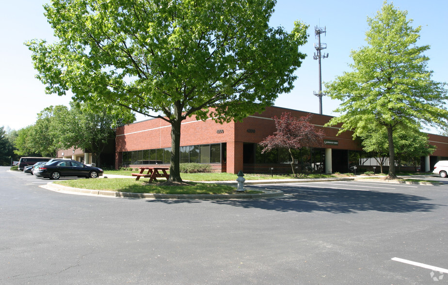 4200 Forbes Blvd, Lanham, MD à louer - Photo de l’immeuble – Image 3 sur 12