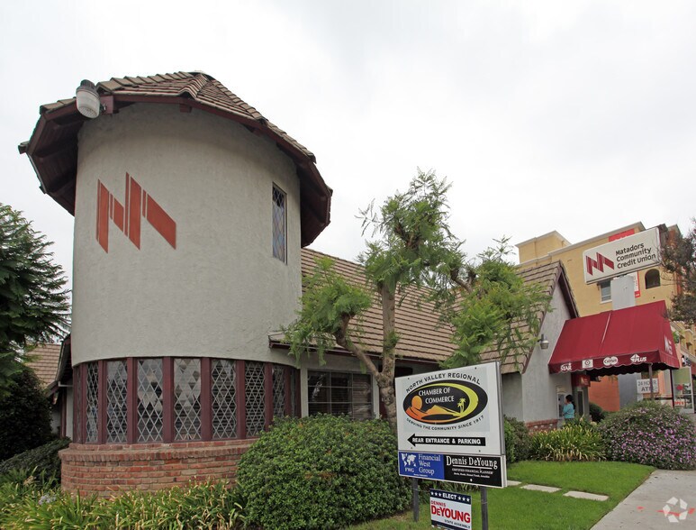 9401 Reseda Blvd, Northridge, CA à vendre - Photo de l’immeuble – Image 2 sur 2