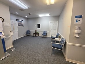 1131 West St, Southington, CT à louer Photo intérieure– Image 1 sur 3
