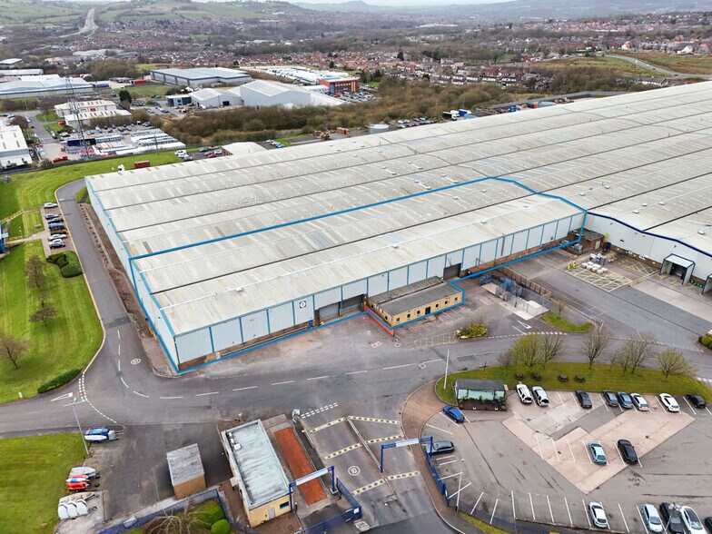 Walker Rd, Blackburn à louer - Photo de l’immeuble – Image 3 sur 42