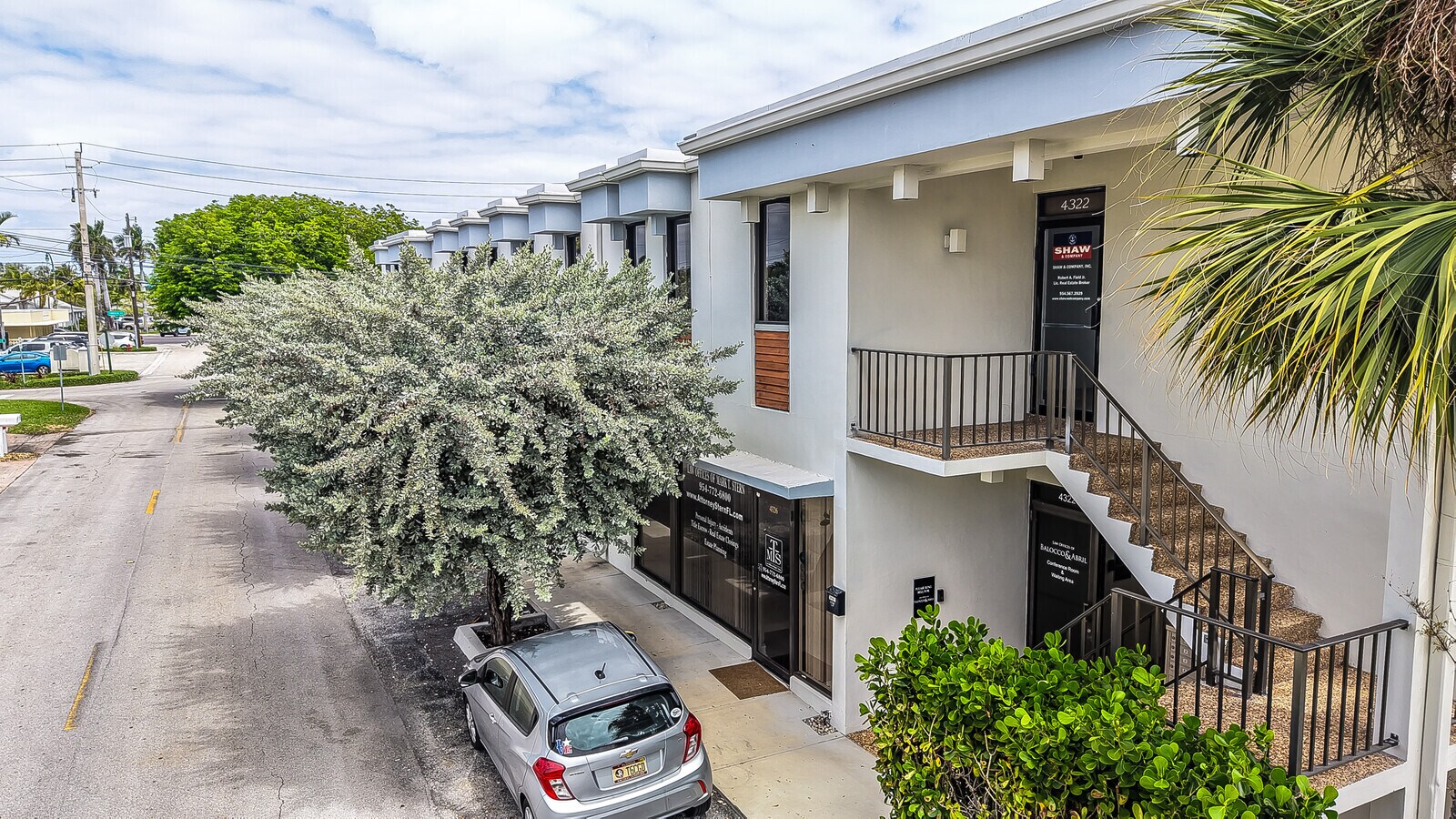 4322-4334 E Tradewinds Ave, Lauderdale-by-the-Sea, FL à louer Photo de l’immeuble– Image 1 sur 36