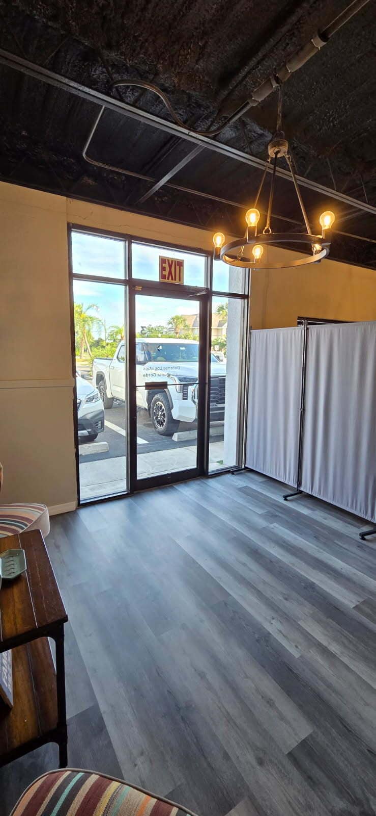 525 E Olympia Ave, Punta Gorda, FL à louer Photo intérieure– Image 1 sur 10