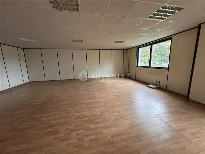 Bureau dans Lisses à louer Photo intérieure– Image 1 sur 5