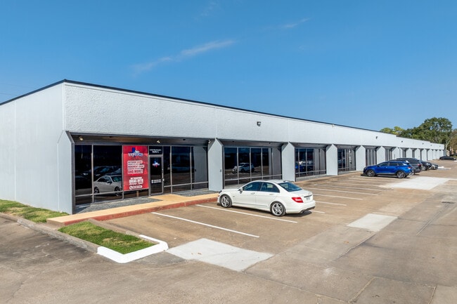 Plus de détails pour 11381 Meadowglen Ln, Houston, TX - Local d'activités à louer