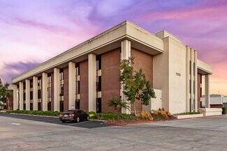 Plus de détails pour 11100 Warner Ave, Fountain Valley, CA - Médical à louer