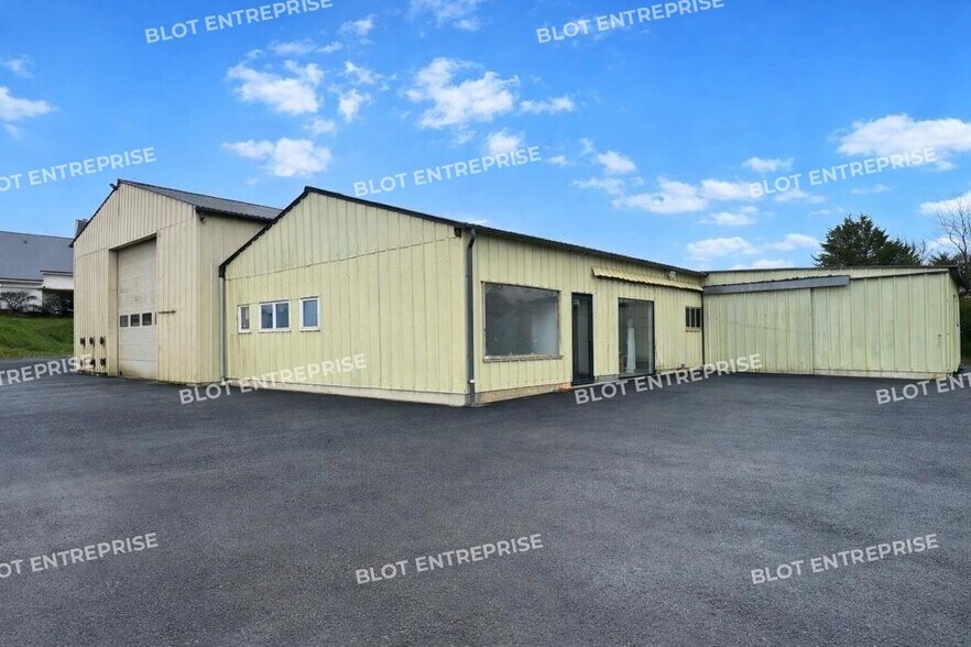 Bureau dans Lécousse à louer - Photo de l’immeuble – Image 1 sur 8