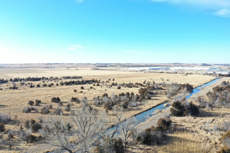 South Newberry Access Road, North Platte, NE à vendre - Photo de l’immeuble – Image 3 sur 11