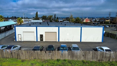 660 Lakeville St, Petaluma, CA à louer Photo intérieure– Image 1 sur 2