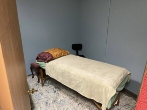 811 Main St, De Pere, WI à louer Photo intérieure– Image 1 sur 7