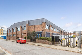 Plus de détails pour 307-309 Merton Rd, Londres - Industriel/Logistique à louer