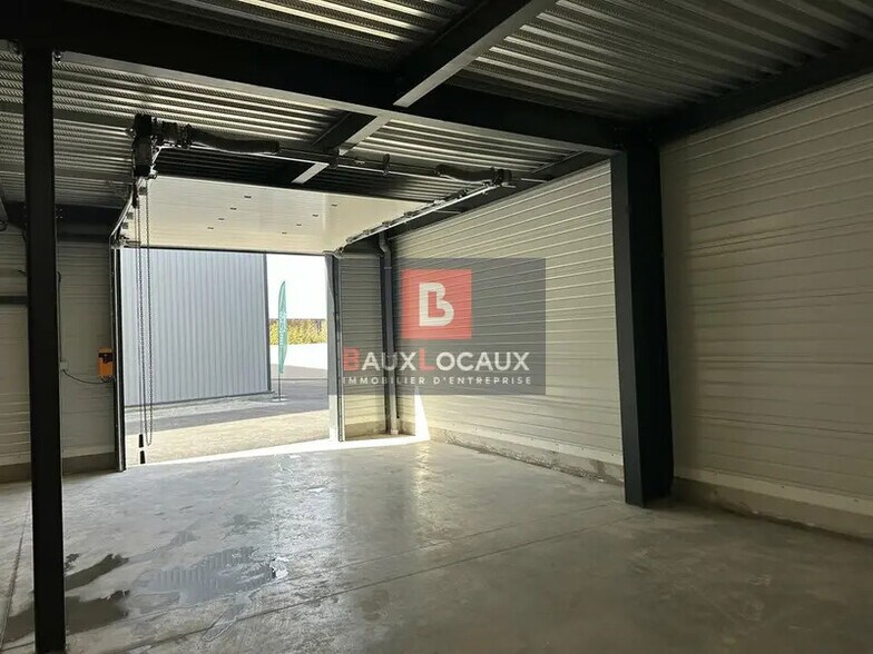 Local d'activités dans Vedène à vendre - Photo intérieure – Image 2 sur 7