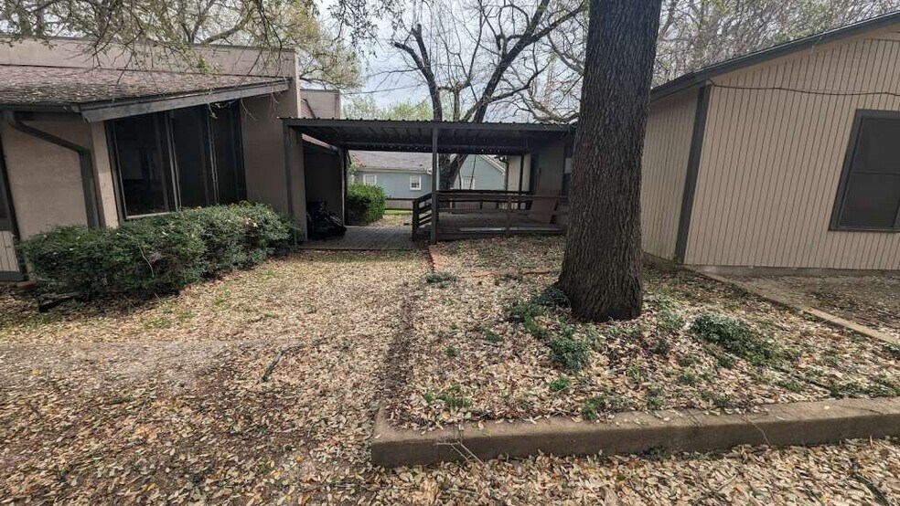 500 E Corsicana St, Athens, TX à vendre - Photo de l’immeuble – Image 2 sur 9