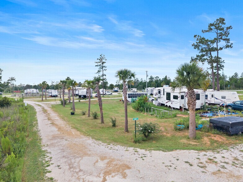 2827 Florida Highway 20, Youngstown, FL à vendre - Photo de l’immeuble – Image 3 sur 8