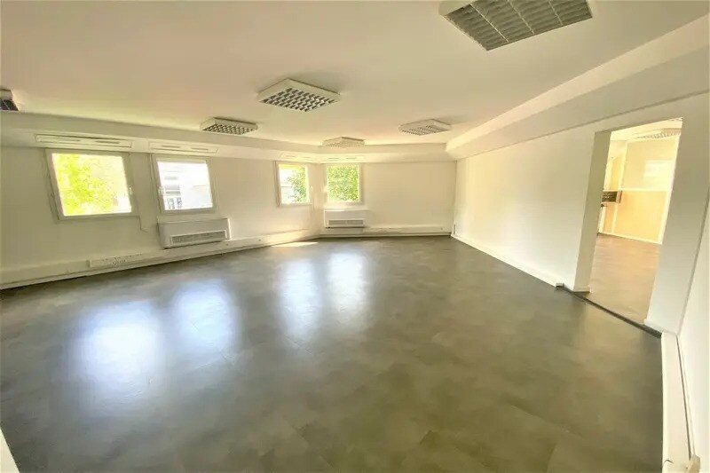 Bureau dans Montpellier à louer - Photo de l’immeuble – Image 2 sur 5