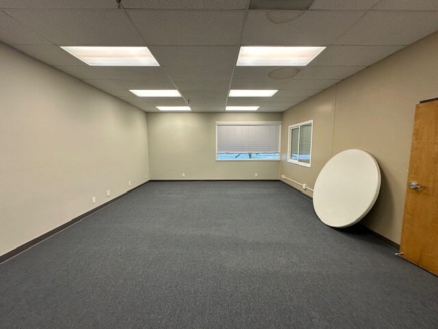 14173 Green Tree Blvd, Victorville, CA à louer - Photo de l’immeuble – Image 2 sur 35
