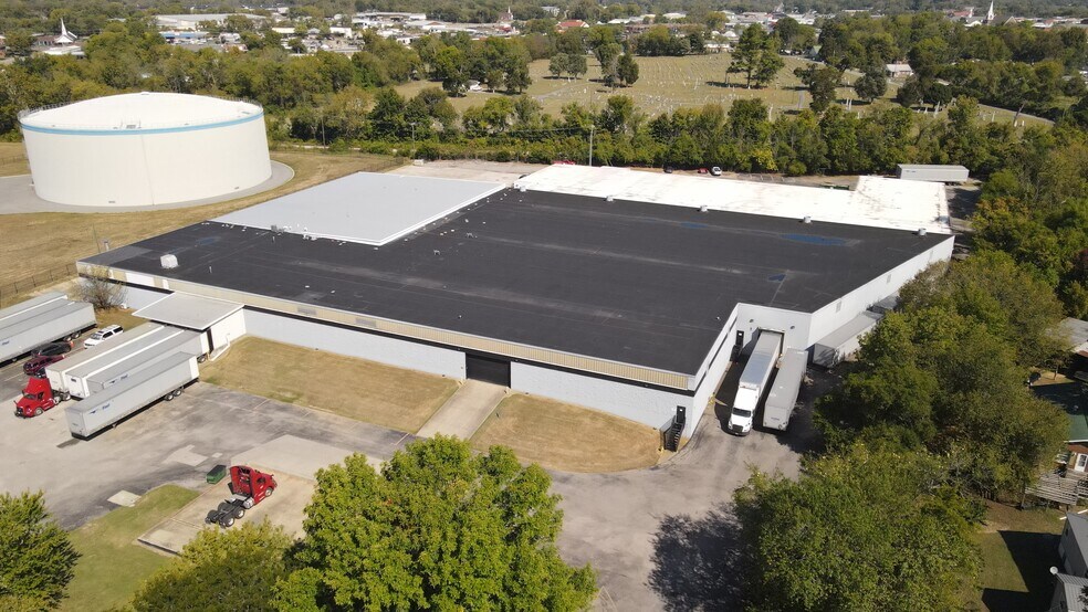 344 Maple, Gallatin, TN à louer - Photo de l’immeuble – Image 2 sur 9