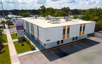 1936 W Dr Martin Luther King Jr Blvd, Tampa, FL à louer Photo de l’immeuble– Image 1 sur 8