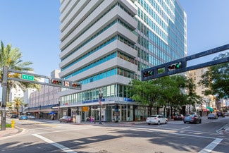 Plus de détails pour 14 NE 1st Ave, Miami, FL - Bureau à vendre