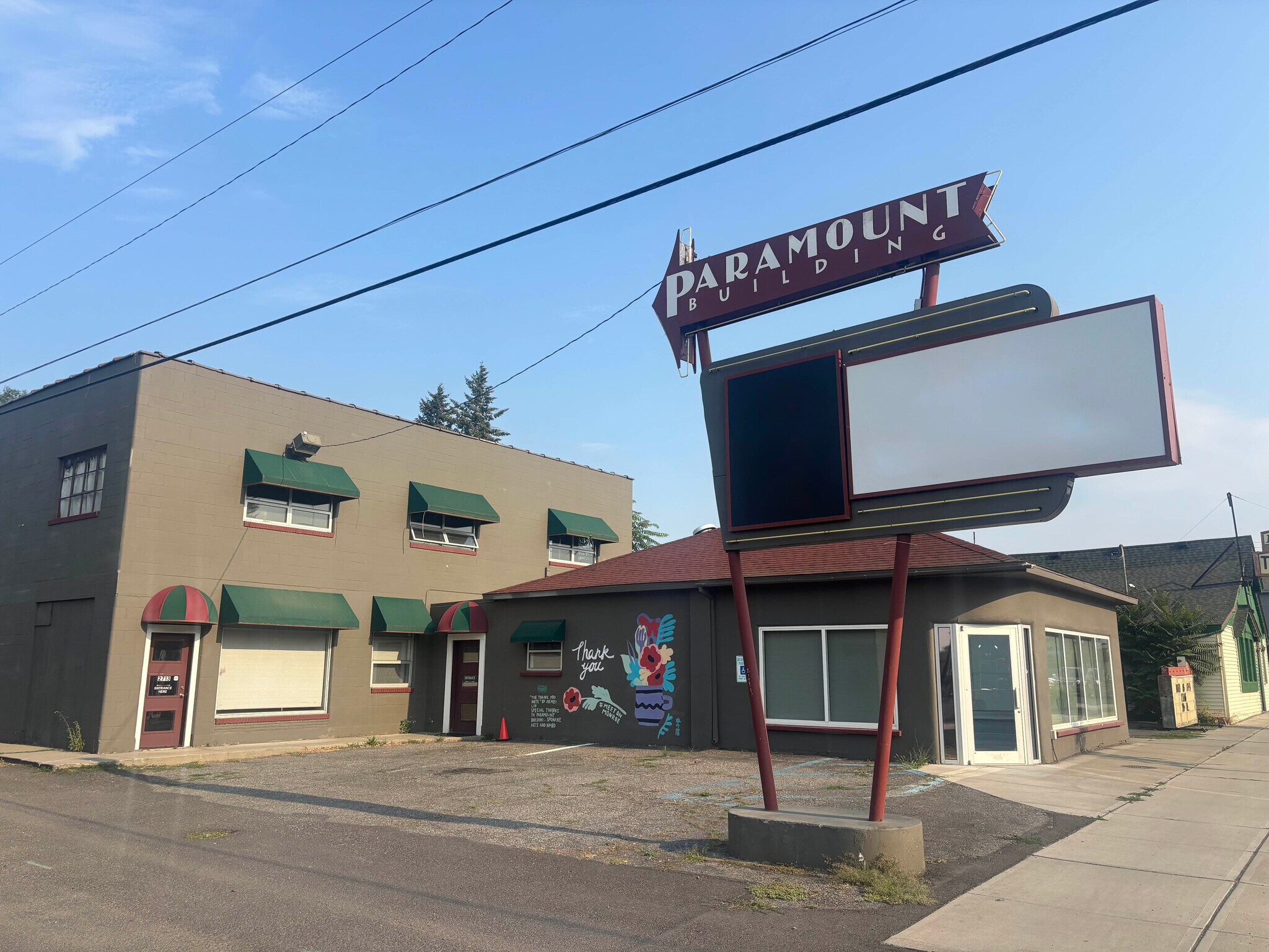2713-2715 N Monroe St, Spokane, WA à louer Photo de l’immeuble– Image 1 sur 2