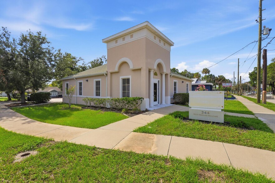 344 S Woodland Blvd, Deland, FL à vendre - Photo de l’immeuble – Image 3 sur 51
