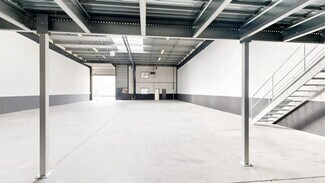 Plus de détails pour Industriel/Logistique à louer