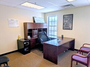 228 Meadow St, Waterbury, CT à louer Photo intérieure– Image 2 sur 4