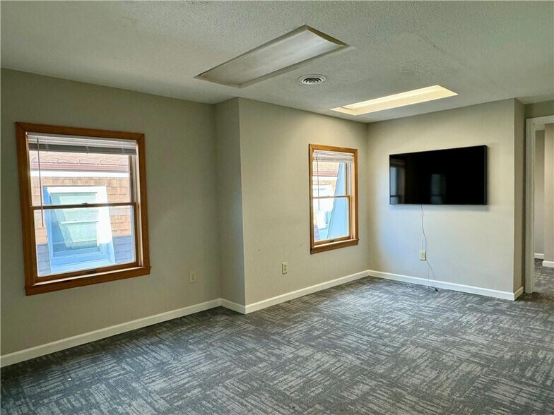 48 Dietz St, Oneonta, NY à louer - Photo de l’immeuble – Image 2 sur 7