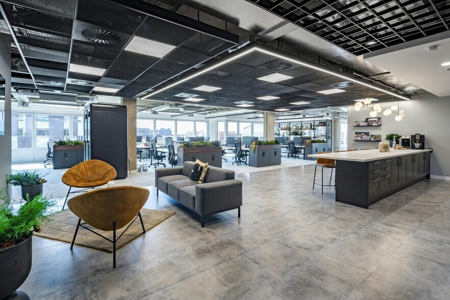 Apex, Forbury Rd, Reading à louer - Photo de l’immeuble – Image 2 sur 80