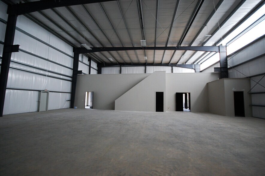 1620 FM 1960 Rd, Houston, TX à louer - Photo intérieure – Image 3 sur 8