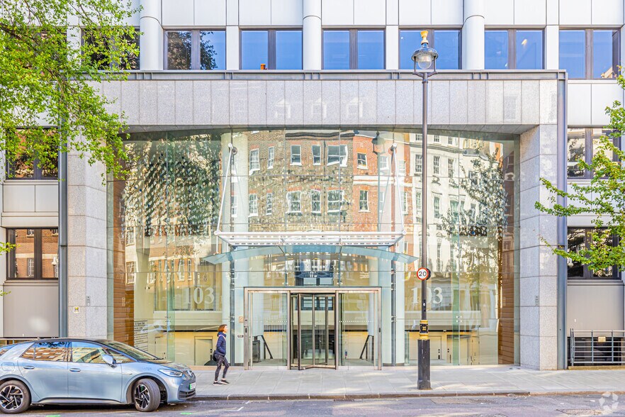 103 Wigmore St, Londres à louer - Photo de l’immeuble – Image 3 sur 8