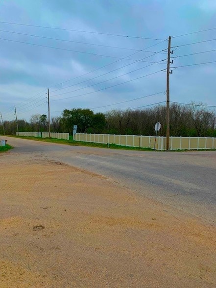 7933 County Road 48, Rosharon, TX à vendre - Autre – Image 2 sur 2
